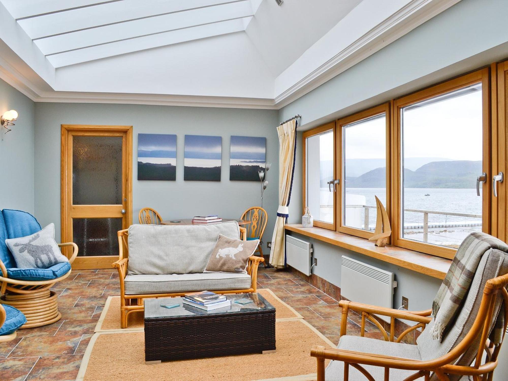 Waterside Villa Tighnabruaich Bagian luar foto