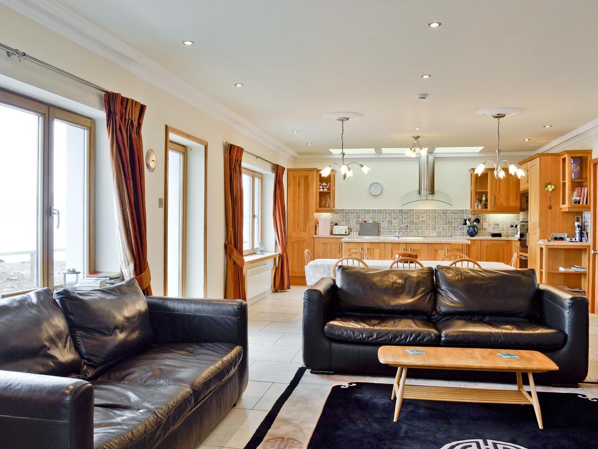 Waterside Villa Tighnabruaich Bagian luar foto